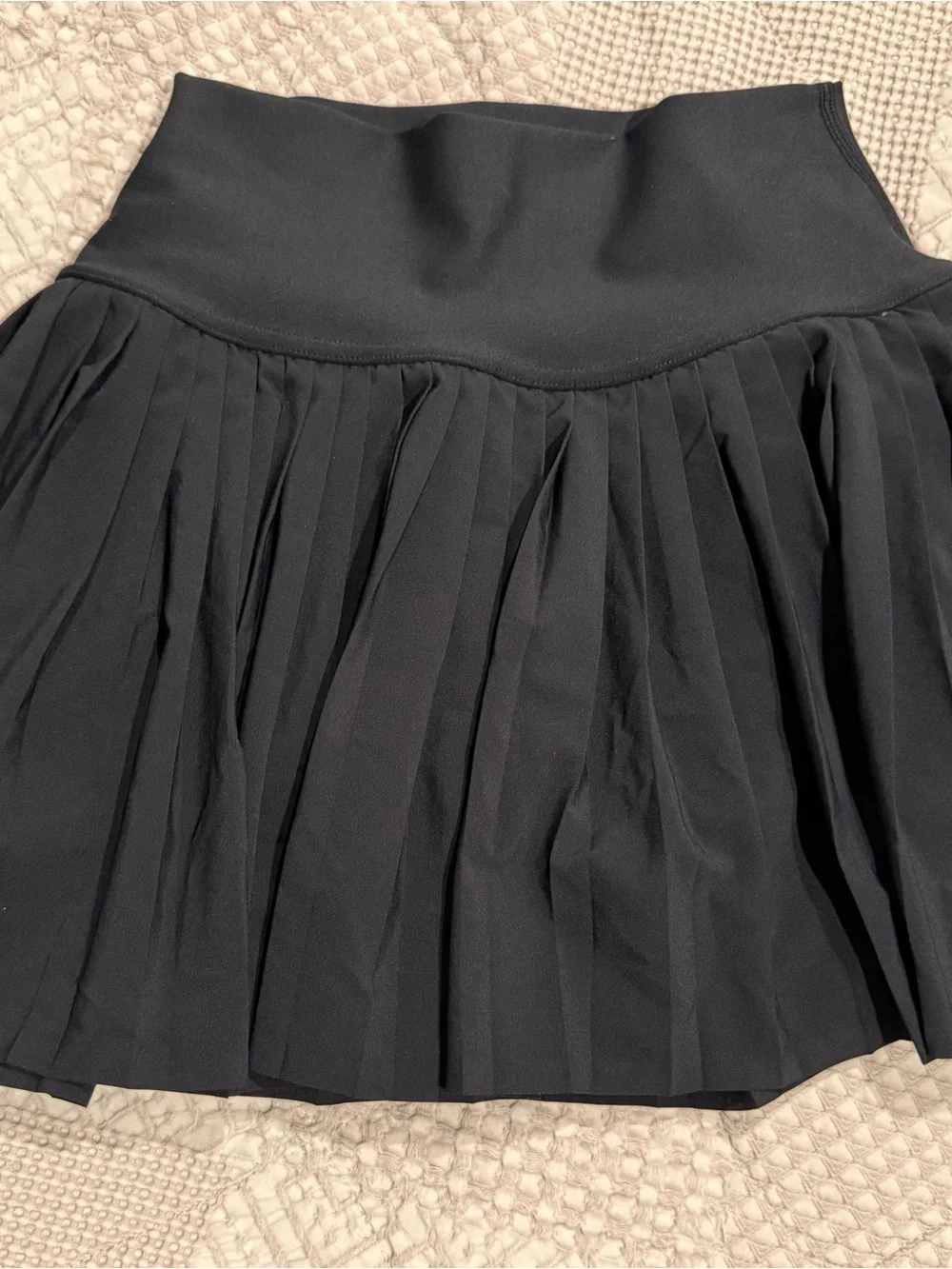 ALO Yoga Black Pleated Mini Skirt
